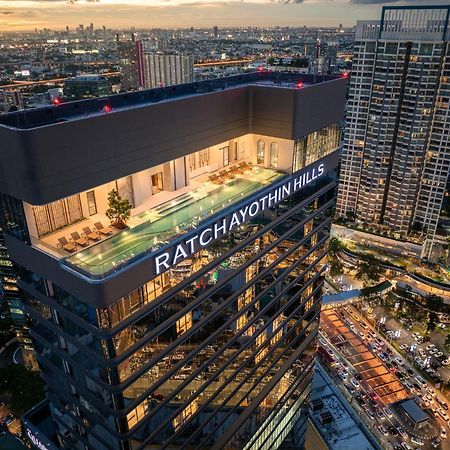 The Quarter Ratchayothin By Uhg Hotel Bangkok Exterior photo