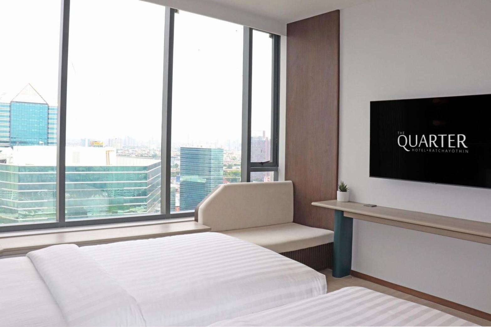 The Quarter Ratchayothin By Uhg Hotel Bangkok Exterior photo