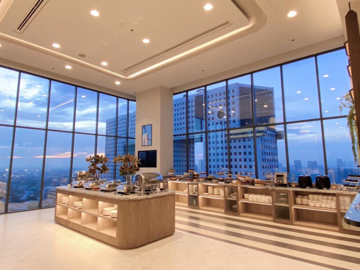 The Quarter Ratchayothin By Uhg Hotel Bangkok Exterior photo