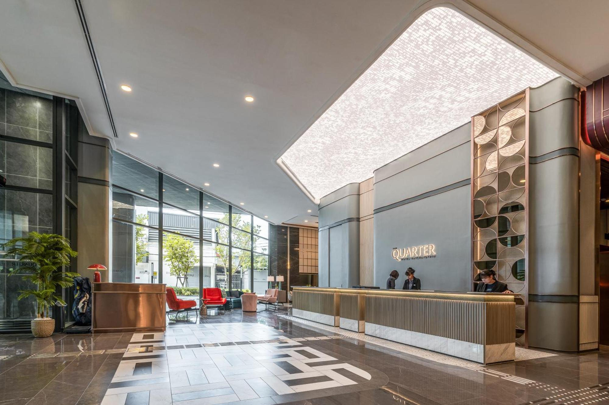 The Quarter Ratchayothin By Uhg Hotel Bangkok Exterior photo
